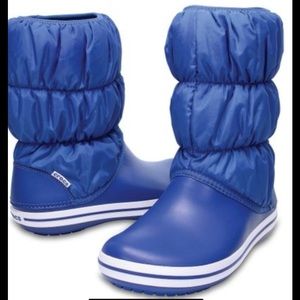 CROCS size 5 Womens Winter Boots NWT